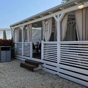 Zelena Laguna Mobile Homes Village de vacances Mugeba